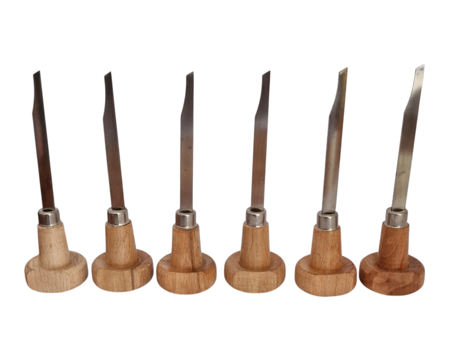 Hand engraving tools with pre-fitted handles for jewellery making