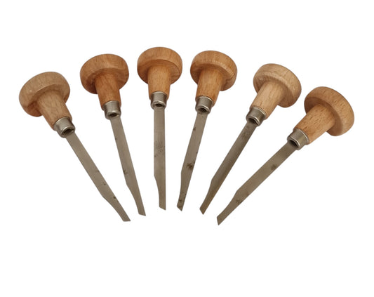 Set of 6 jewellery gravers with wooden handles attached – 4 flat, 2 onglette