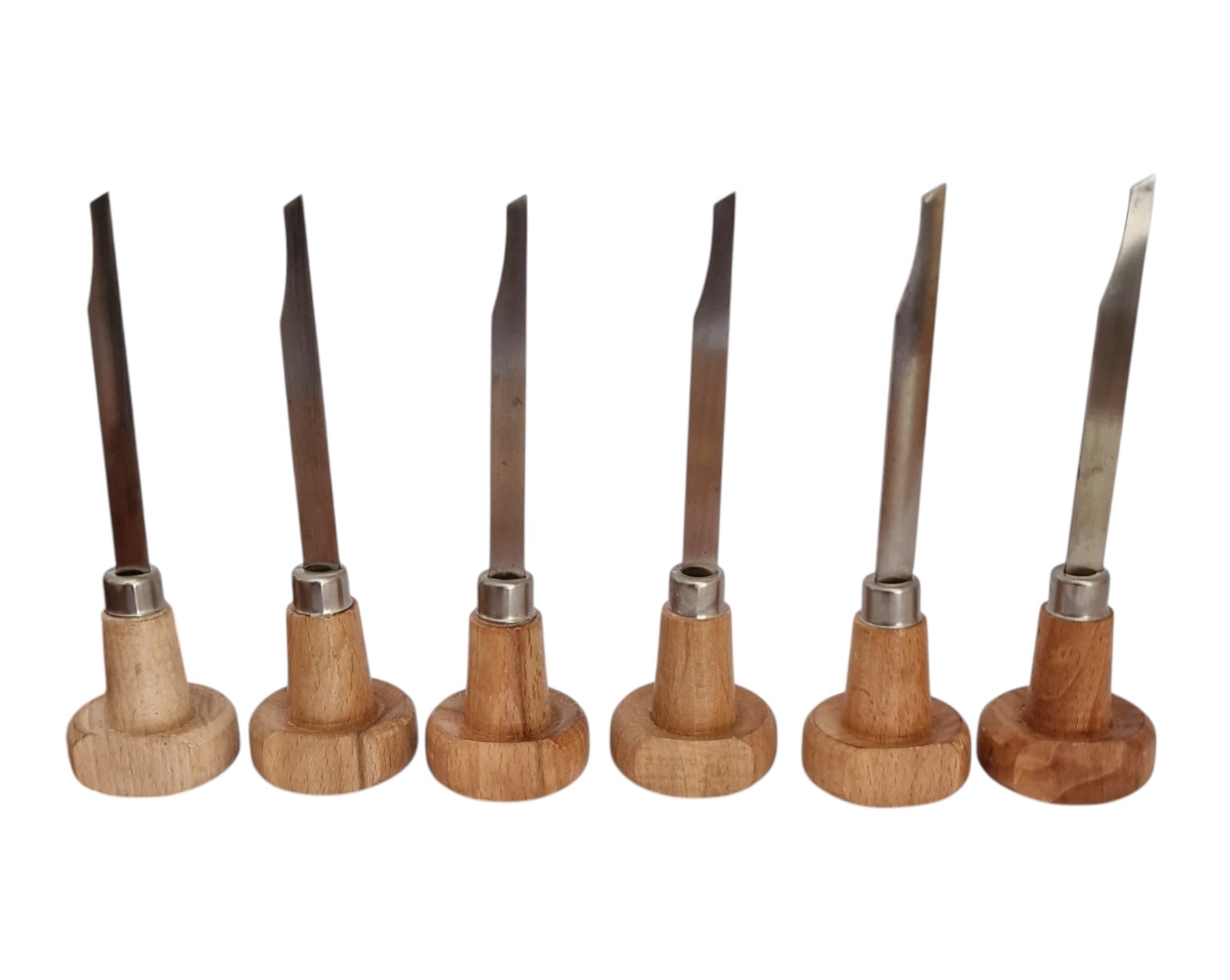 Hand engraving tools with pre-fitted handles for jewellery making