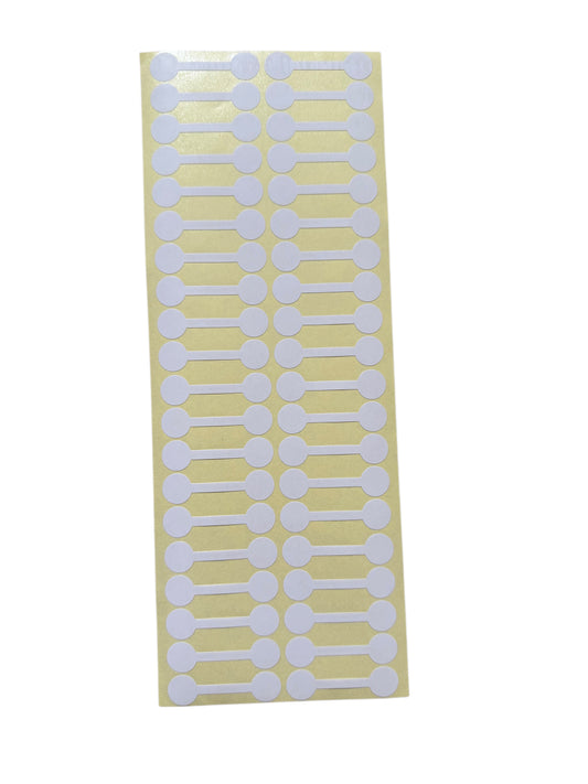 Dumbell tags in white