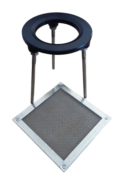 Tripod With Mesh Screen
